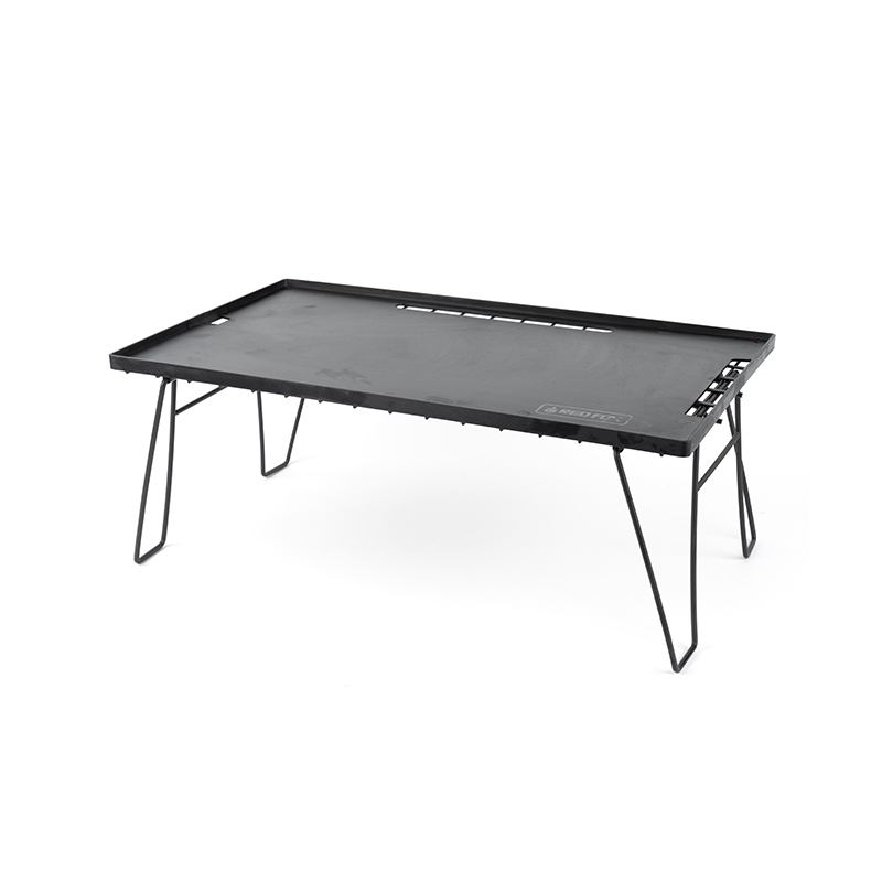 Fodfoldende plastikbord til indendørs og udendørs brug