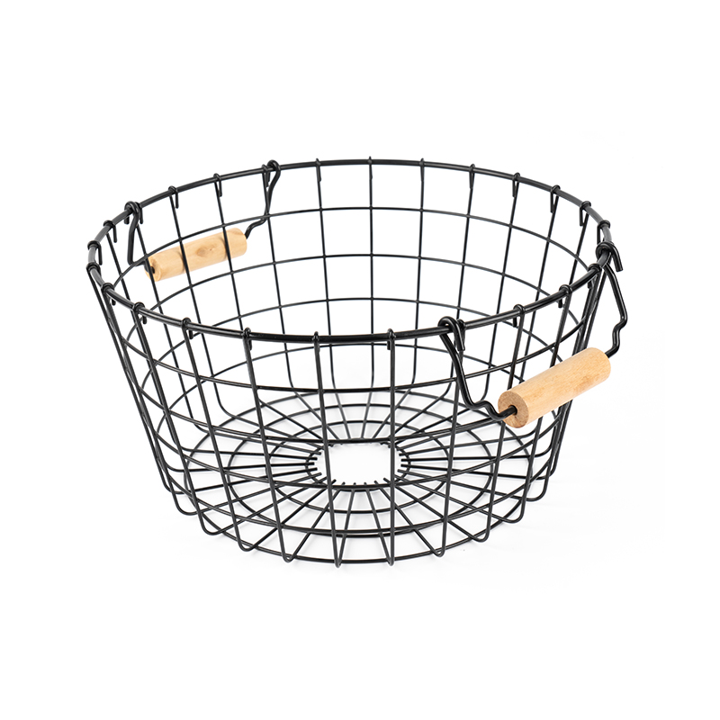 Kurv med snavset tøj