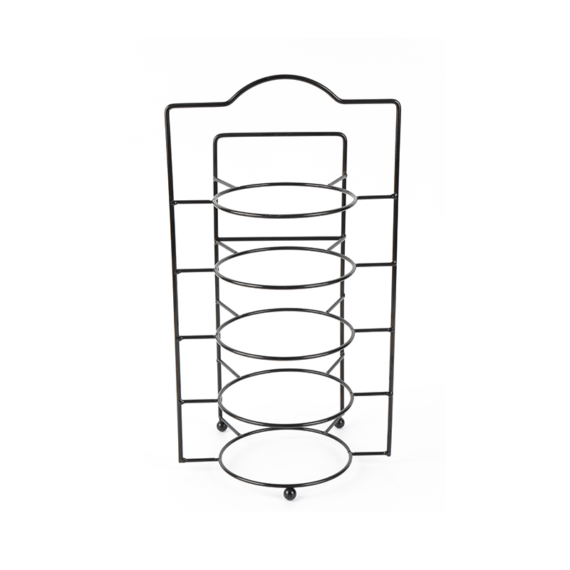 Serveringsstativ i niveau med skåle og fade